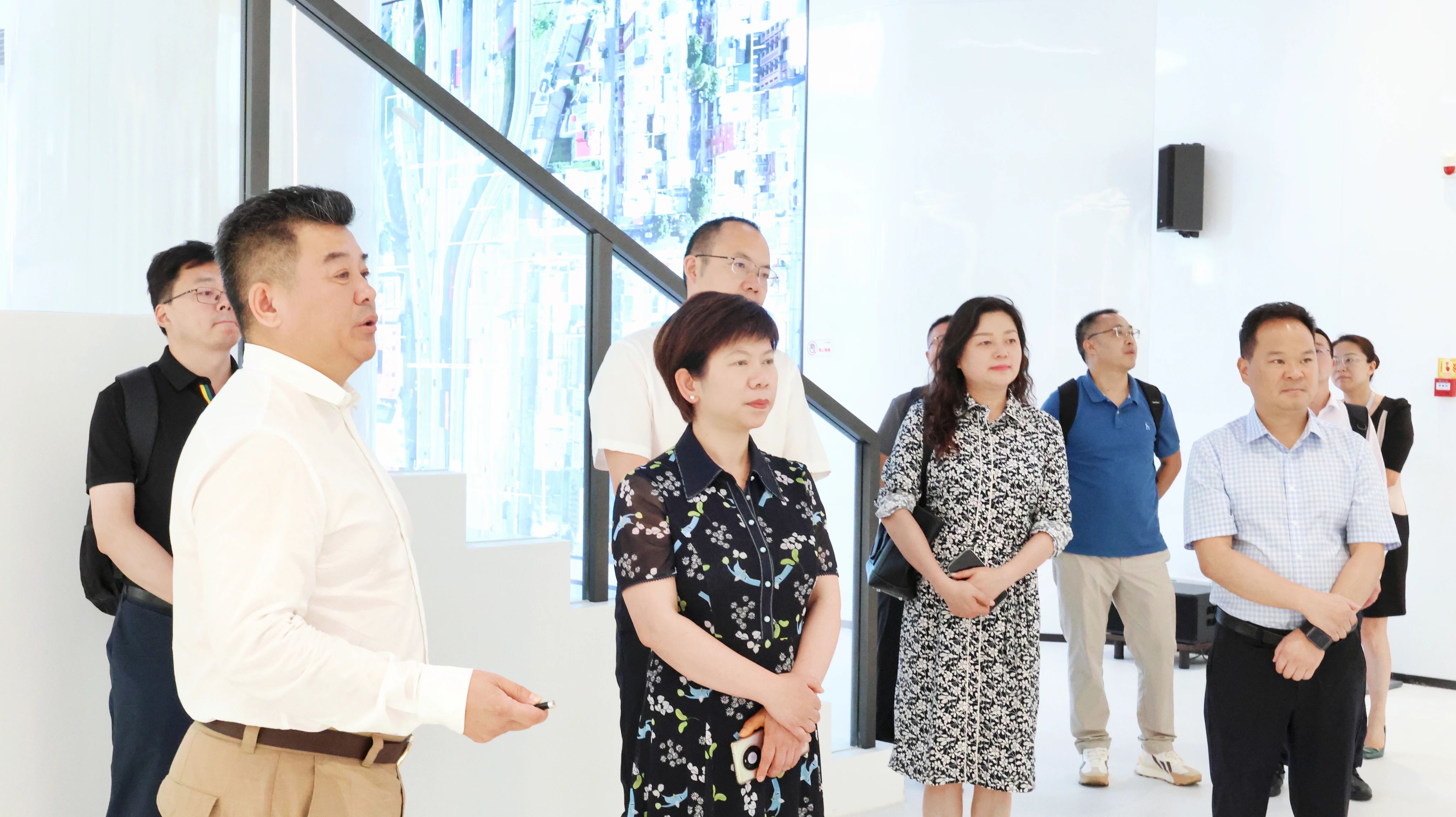 FUN88·乐天(中国游)与成都市郫都区达成战略合作 推动成都影视城建设